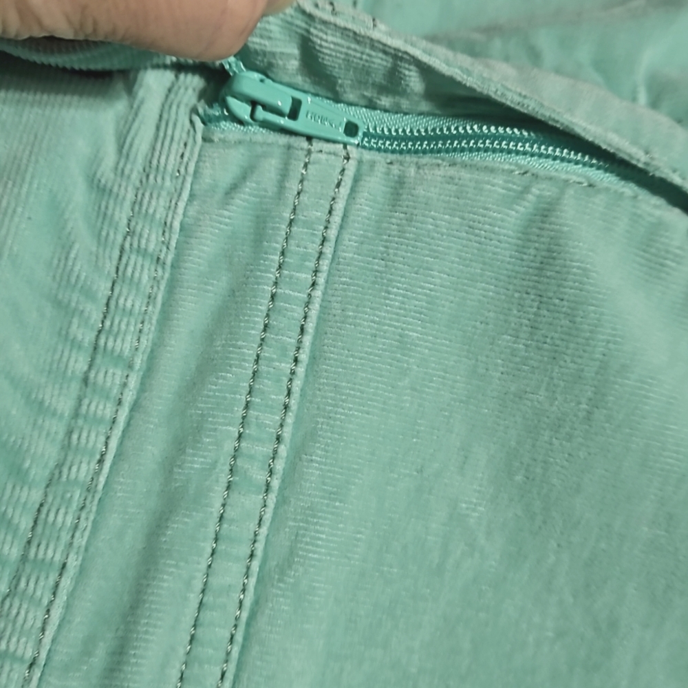Athleta 4" Slick Rock Shortie Corduroy Shorts - Picture 4 of 8